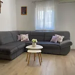 The Big Terrace Apartment